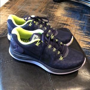 Used women Nike Lunarglide 5 size 6 1/2